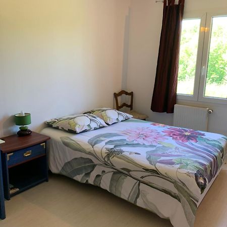 Bed and Breakfast Au Bonheur Des Oiseaux Larocal Екстер'єр фото